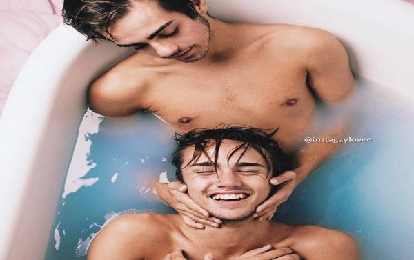 Skandal Video Bokep Gay Viral  KOTA SERANG